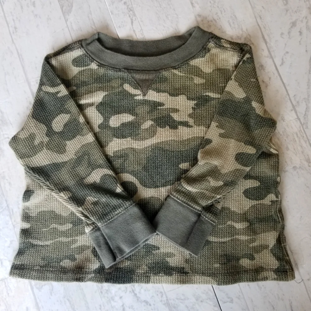 Old Navy Long Sleeve Green camouflage shirt Size 18-24 mo